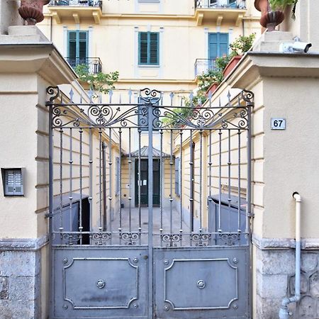 Appartamento Iflat Dimora Giardino Inglese Palermo Esterno foto